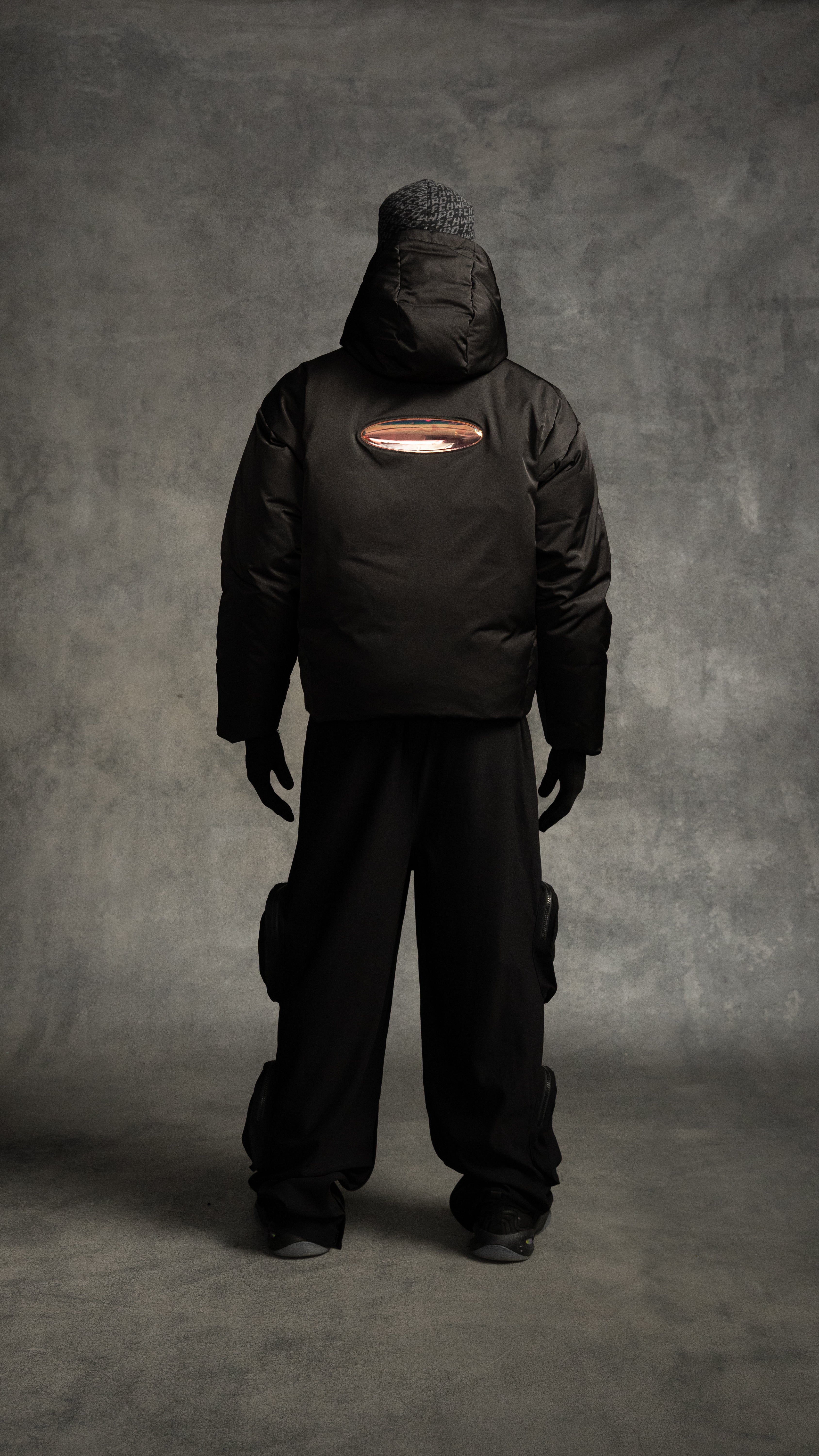 EXO HOODED PUFFER